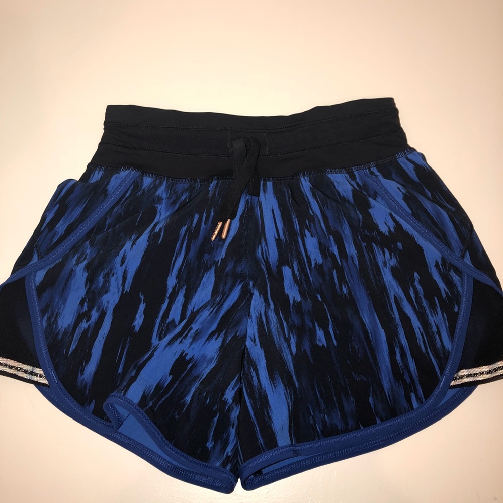 LuLulemon Shorts💙😍